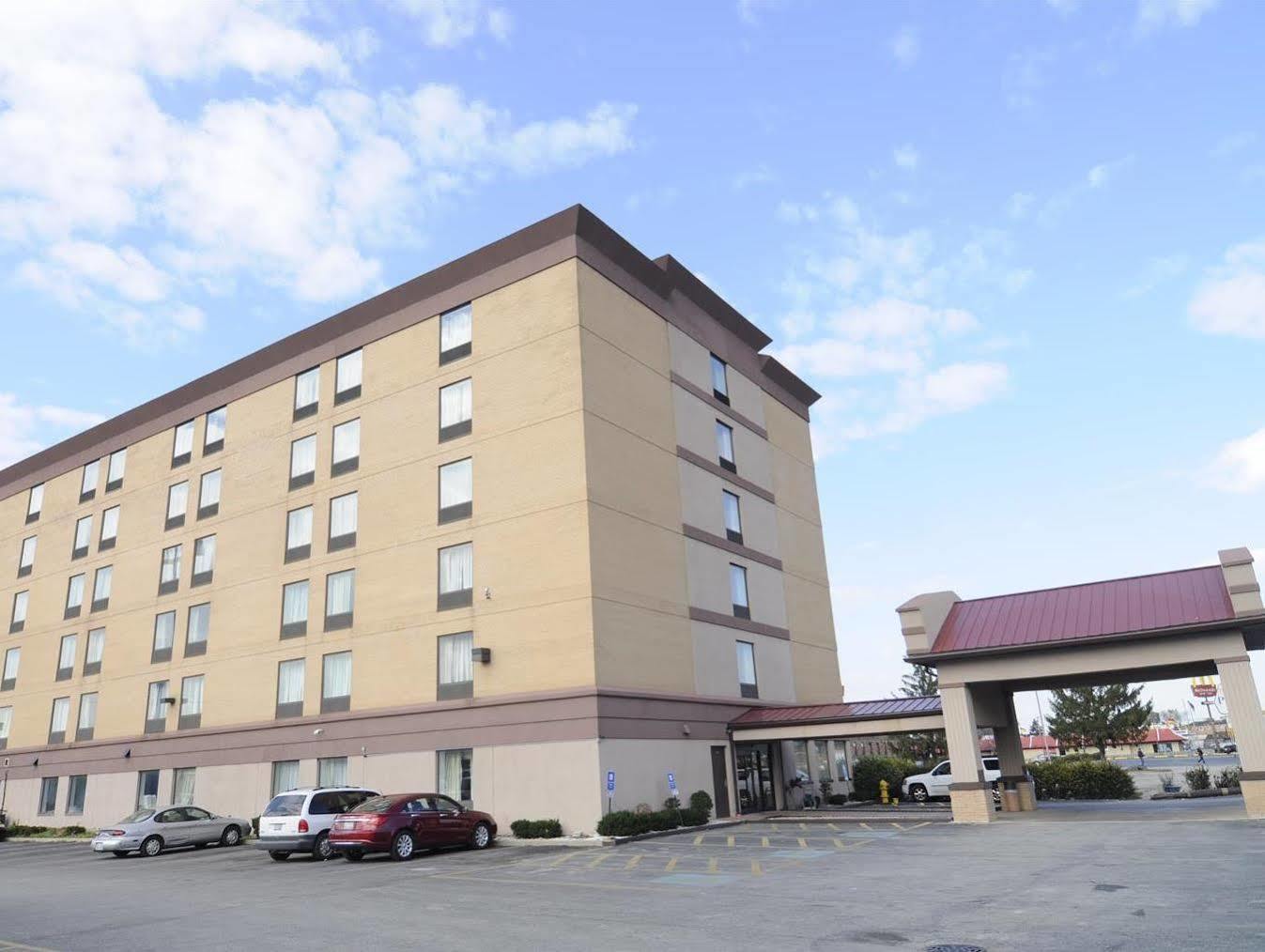 Days Inn By Wyndham Calumet Park Экстерьер фото